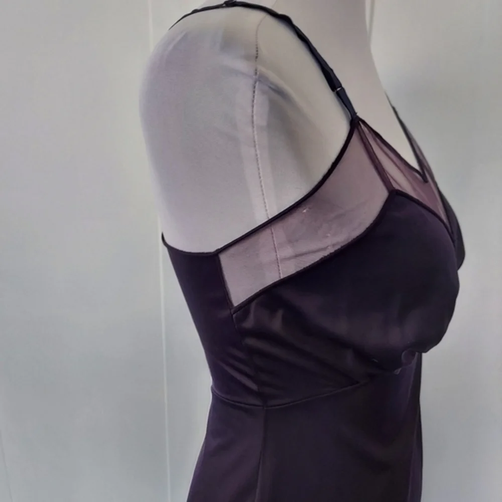 Vintage 40s Navy Blue Vanity Fair Nylon Slip Dress‎